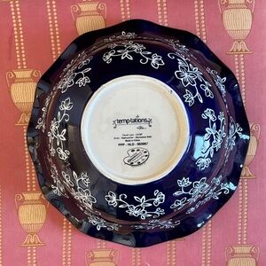 Temptations Navy and White Floral Bowl Ceramic 2 quart Hand Painted and Crafted
